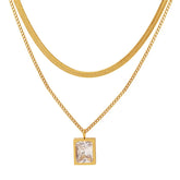 Éclat Intemporel | Collier Doré Double Rang avec Pendentif Cristal